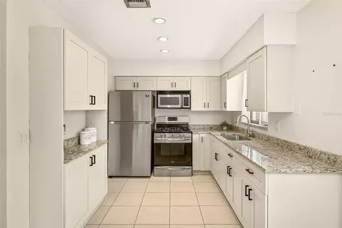 Kitchen - 929 Britton St, Largo, FL 33770 photo 1 of 4