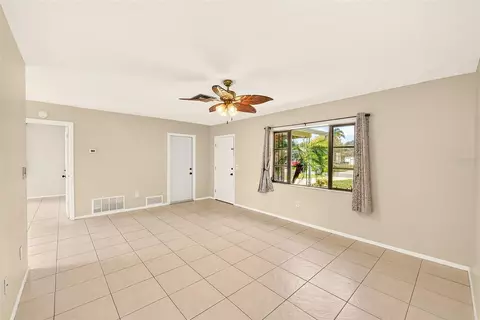 Living - 929 Britton St, Largo, FL 33770 photo 3 of 3
