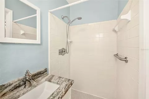 Bath - 929 Britton St, Largo, FL 33770 photo 2 of 3
