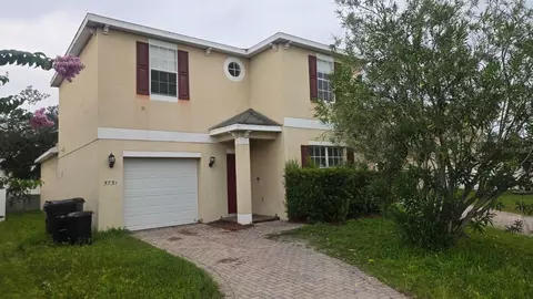 5731 Vista Linda Dr, Orlando, FL 32822