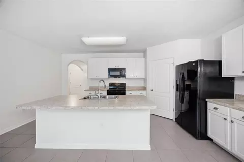 Kitchen - 5272 11th St E, Bradenton, FL 34203 photo 3 of 4