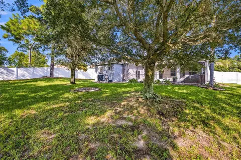 Exterior - 5517 Greystone Dr, Spring Hill, FL 34609 photo 4 of 9