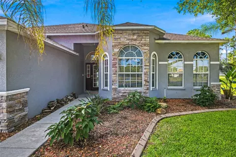 Exterior - 5517 Greystone Dr, Spring Hill, FL 34609 photo 7 of 9