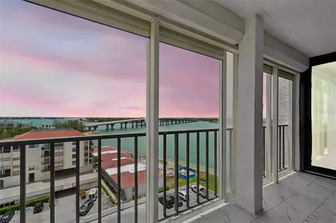6265 Sun Blvd #1004, Saint Petersburg, FL 33715