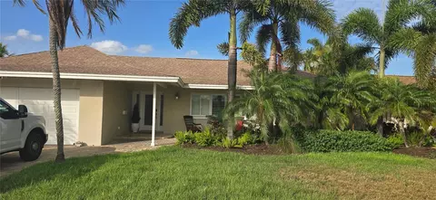 6351 3rd Palm Pt, Saint Pete Beach, FL 33706