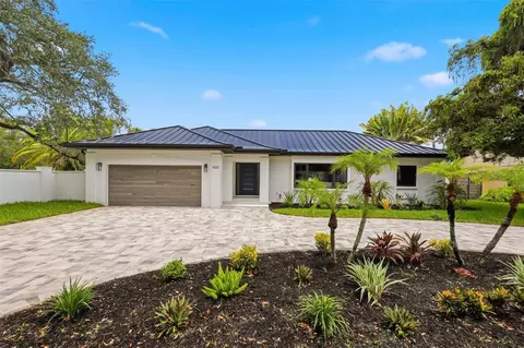 2823 W Morrison Ave, Tampa, FL 33629