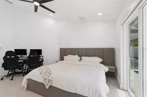 Bedroom - 12041 68th St, Largo, FL 33773 photo 3 of 8