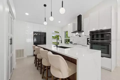 Kitchen - 12041 68th St, Largo, FL 33773 photo 5 of 6
