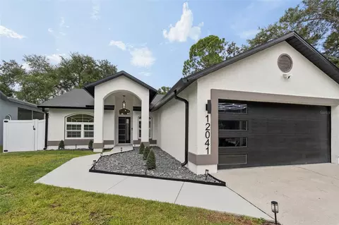 Exterior - 12041 68th St, Largo, FL 33773 photo 6 of 10