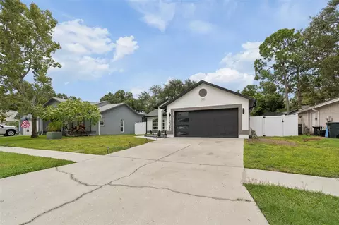 Exterior - 12041 68th St, Largo, FL 33773 photo 3 of 10