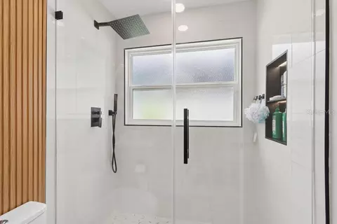 Bath - 12041 68th St, Largo, FL 33773 photo 6 of 7