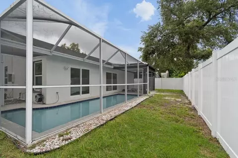Exterior - 12041 68th St, Largo, FL 33773 photo 7 of 10