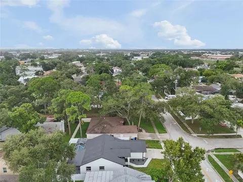 View/Area - 12041 68th St, Largo, FL 33773 photo 5 of 9