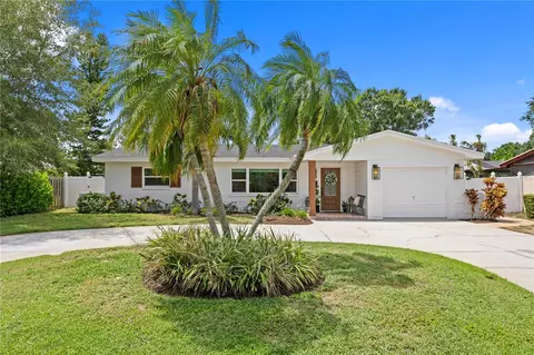 154 45th Ave NE, Saint Petersburg, FL 33703