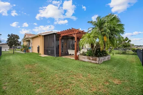 Exterior - 5020 98th Ave E, Parrish, FL 34219 photo 6 of 7