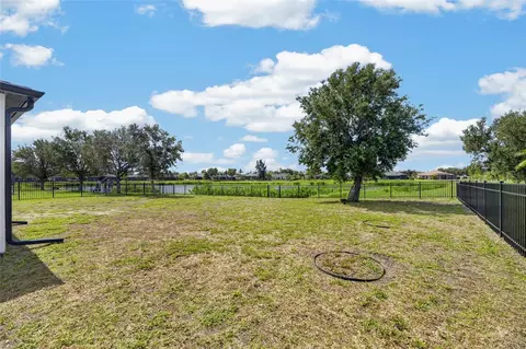 Exterior - 203 Star Shell Dr, Apollo Beach, FL 33572 photo 15 of 16