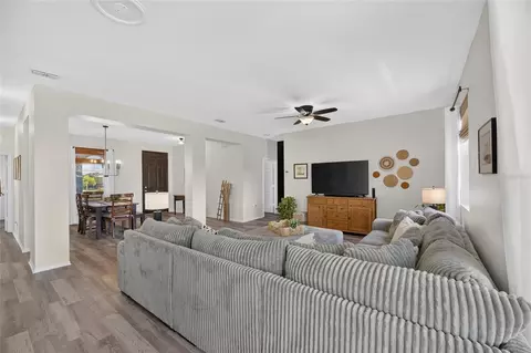 Living - 203 Star Shell Dr, Apollo Beach, FL 33572 photo 3 of 3
