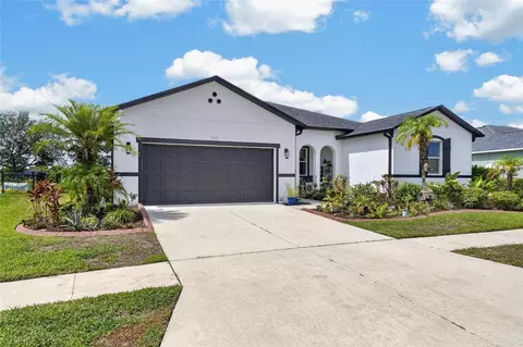 Exterior - 203 Star Shell Dr, Apollo Beach, FL 33572 photo 10 of 16
