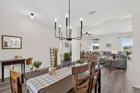 Dining - 203 Star Shell Dr, Apollo Beach, FL 33572 photo 2 of 3