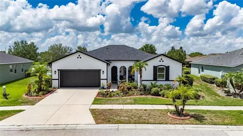 Exterior - 203 Star Shell Dr, Apollo Beach, FL 33572 photo 11 of 16