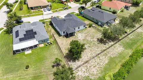 View/Area - 203 Star Shell Dr, Apollo Beach, FL 33572 photo 10 of 19