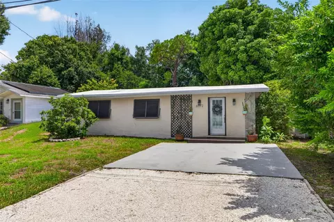 6172 59th Pl N, Saint Petersburg, FL 33709