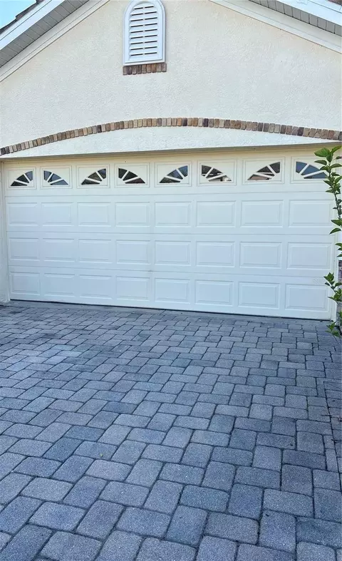 10864 Cory Lake Dr, Tampa, FL 33647