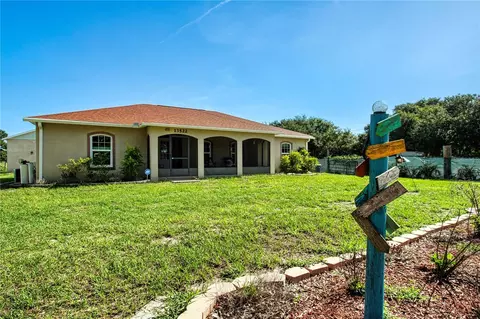 Exterior - 13522 County Road 672 Hwy, Riverview, FL 33579 photo 5 of 22