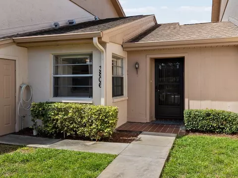 3806 Staysail Ln, Holiday, FL 34691
