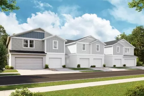 9888 Pelican Coast Dr, Dade City, FL 33525