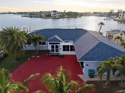 1818 Dolphin Blvd S, Saint Petersburg, FL 33707