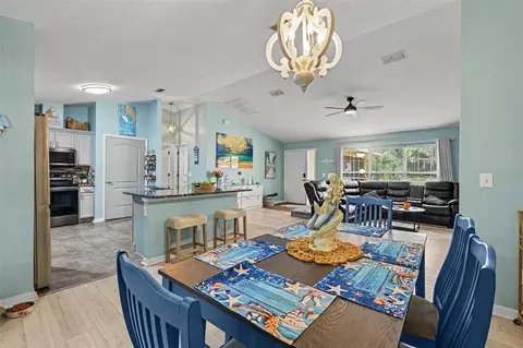 Dining - 18018 SW 68th Loop, Dunnellon, FL 34432 photo 2 of 2