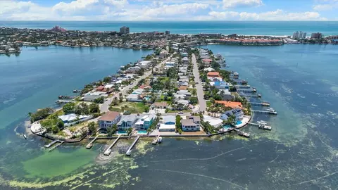 960 Boca Ciega Isle Dr, Saint Pete Beach, FL 33706
