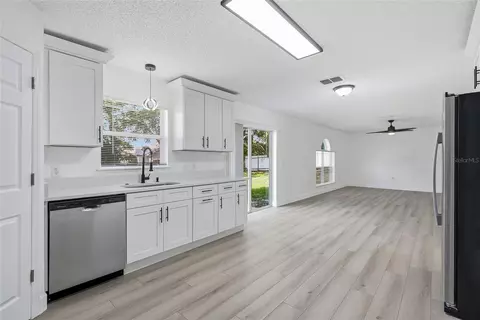 Kitchen - 5292 Denver Ave, Spring Hill, FL 34608 photo 5 of 6