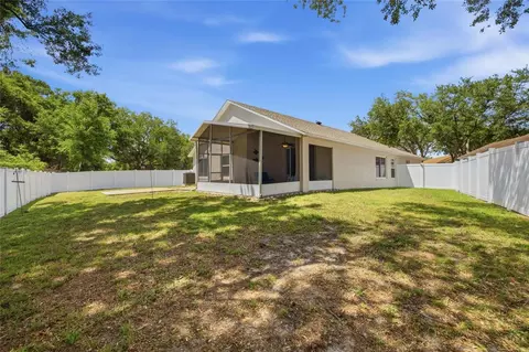 Exterior - 7113 Colony Pointe Dr, Riverview, FL 33578 photo 7 of 11