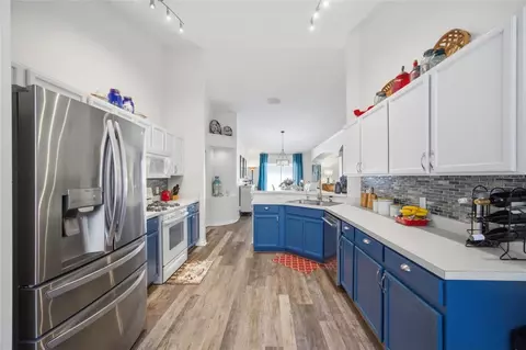 Kitchen - 7113 Colony Pointe Dr, Riverview, FL 33578 photo 3 of 3