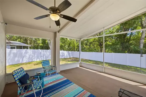 Exterior - 7113 Colony Pointe Dr, Riverview, FL 33578 photo 5 of 11