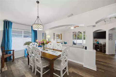 Dining - 7113 Colony Pointe Dr, Riverview, FL 33578 photo 2 of 2