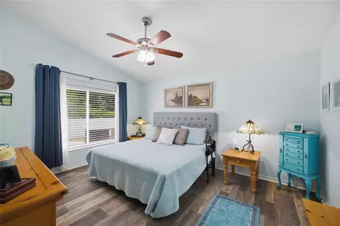 Bedroom - 7113 Colony Pointe Dr, Riverview, FL 33578 photo 2 of 4