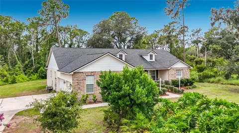 Exterior - 11319 Tralee Dr, Riverview, FL 33569 photo 2 of 9