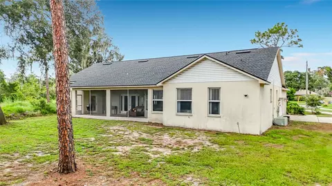 Exterior - 11319 Tralee Dr, Riverview, FL 33569 photo 7 of 9
