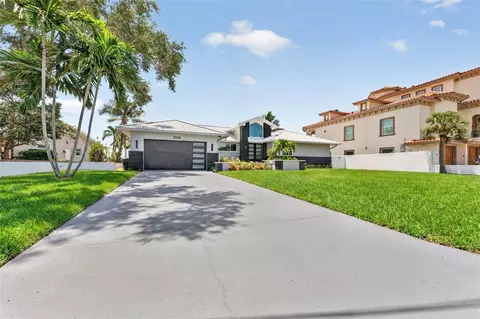 2936 68th Ave S, Saint Petersburg, FL 33712