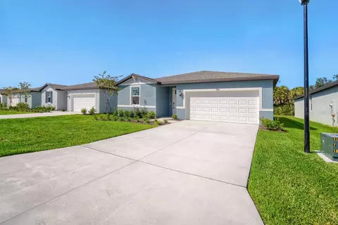 Exterior - 7705 Satterfield Ter, Parrish, FL 34219 photo 2 of 7