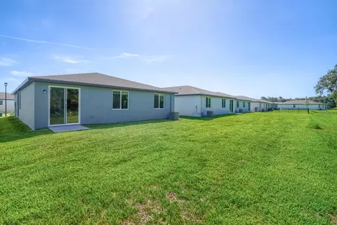 Exterior - 7705 Satterfield Ter, Parrish, FL 34219 photo 6 of 7