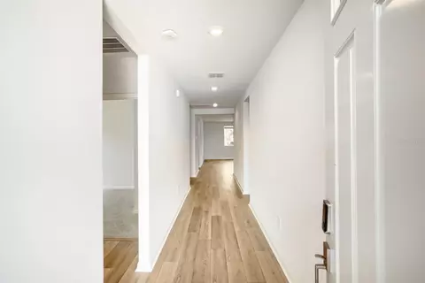 Entry Way - 7705 Satterfield Ter, Parrish, FL 34219 photo 1 of 2