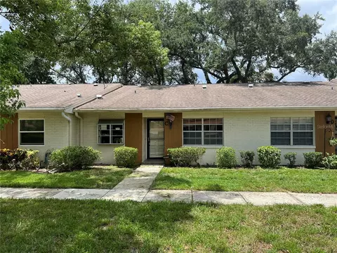 2297 Lark Cir E #C, Palm Harbor, FL 34684