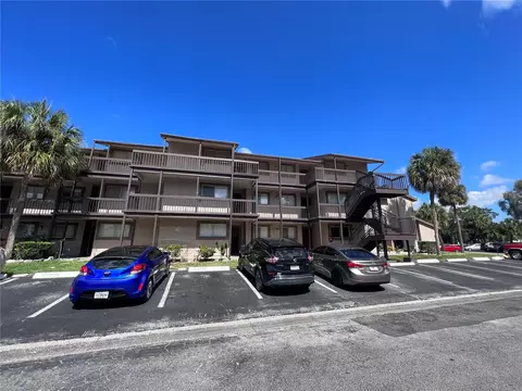 6338 Newtown Cir #38C5, Tampa, FL 33615