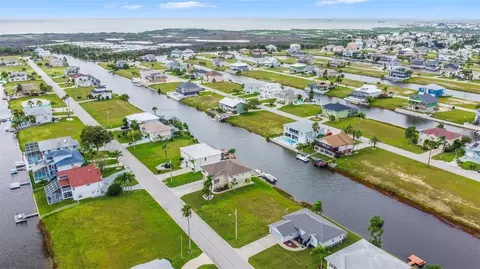4009 Croaker Dr, Hernando Beach, FL 34607 photo 3