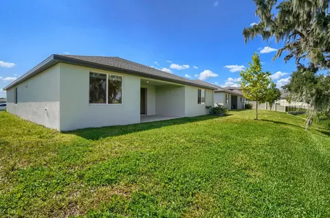 Exterior - 2332 Citrus Bloom Dr, Bartow, FL 33830 photo 5 of 5
