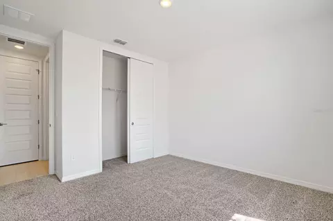 Bedroom - 2332 Citrus Bloom Dr, Bartow, FL 33830 photo 3 of 9